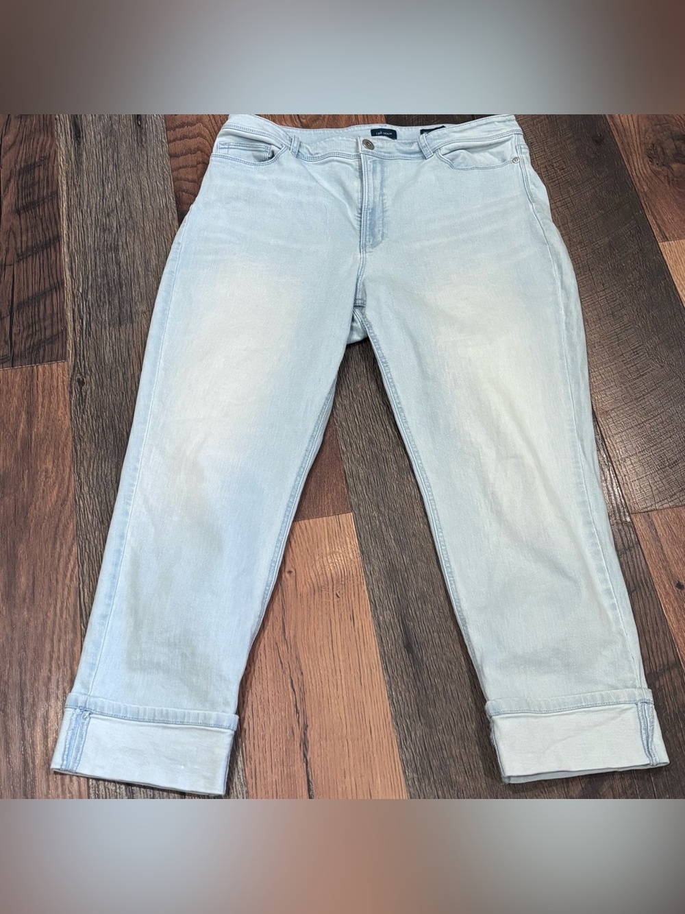 J. Jill High Rise Cropped Light Wash Women's Jeans in size 12. Cuffed bottom.
